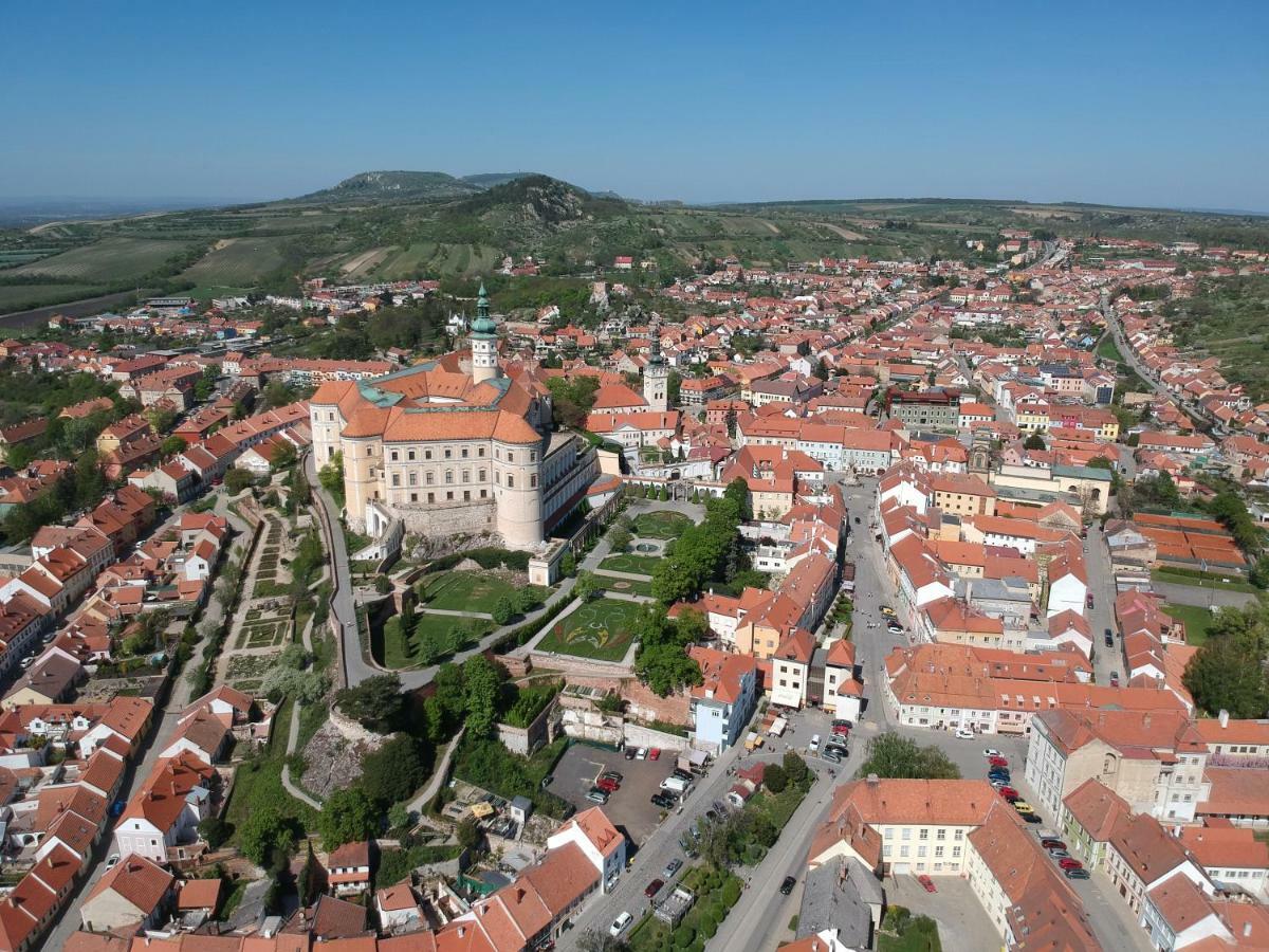 Ferienwohnung Pod Svatym Kopeckem Mikulov Exterior foto